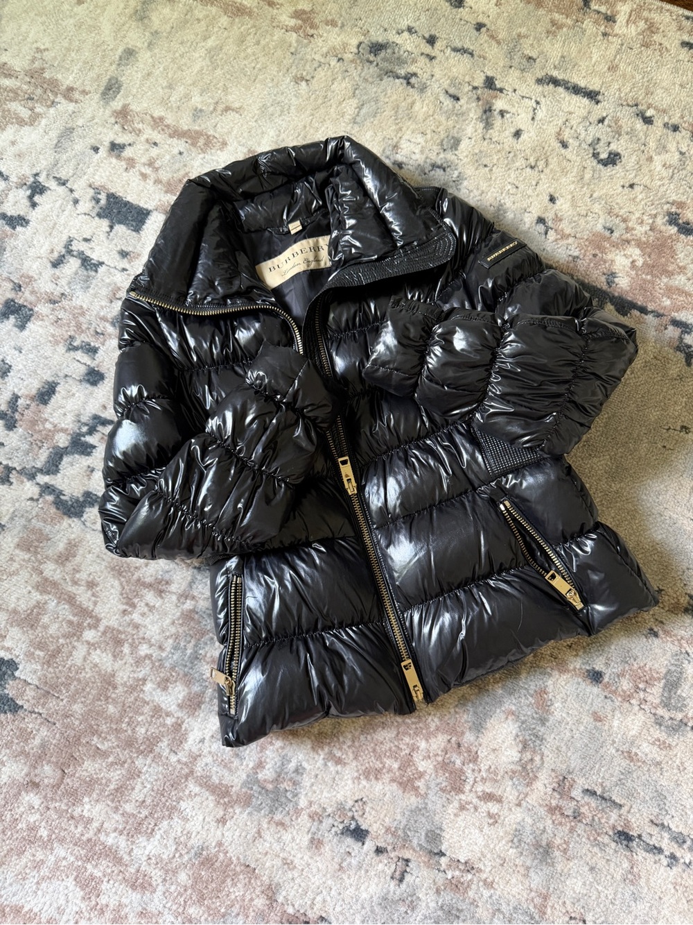 BURBERRY Authentic Black Puffer Jacket Size L (good for size Medium)